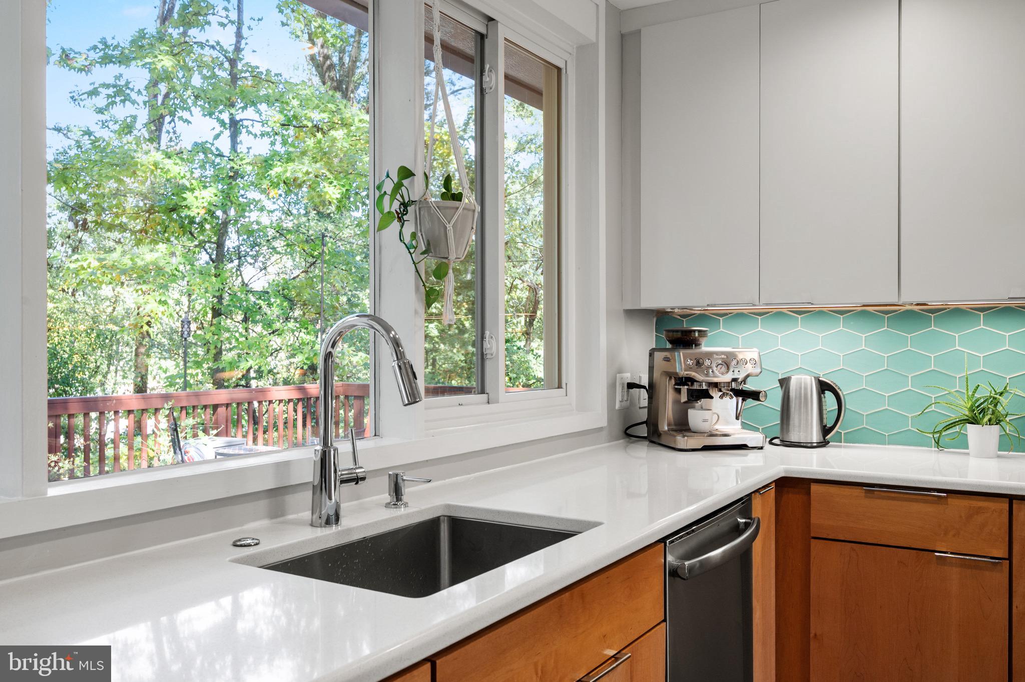 1919 Marthas Road Alexandria, VA 22307 - Photo 23 of 77