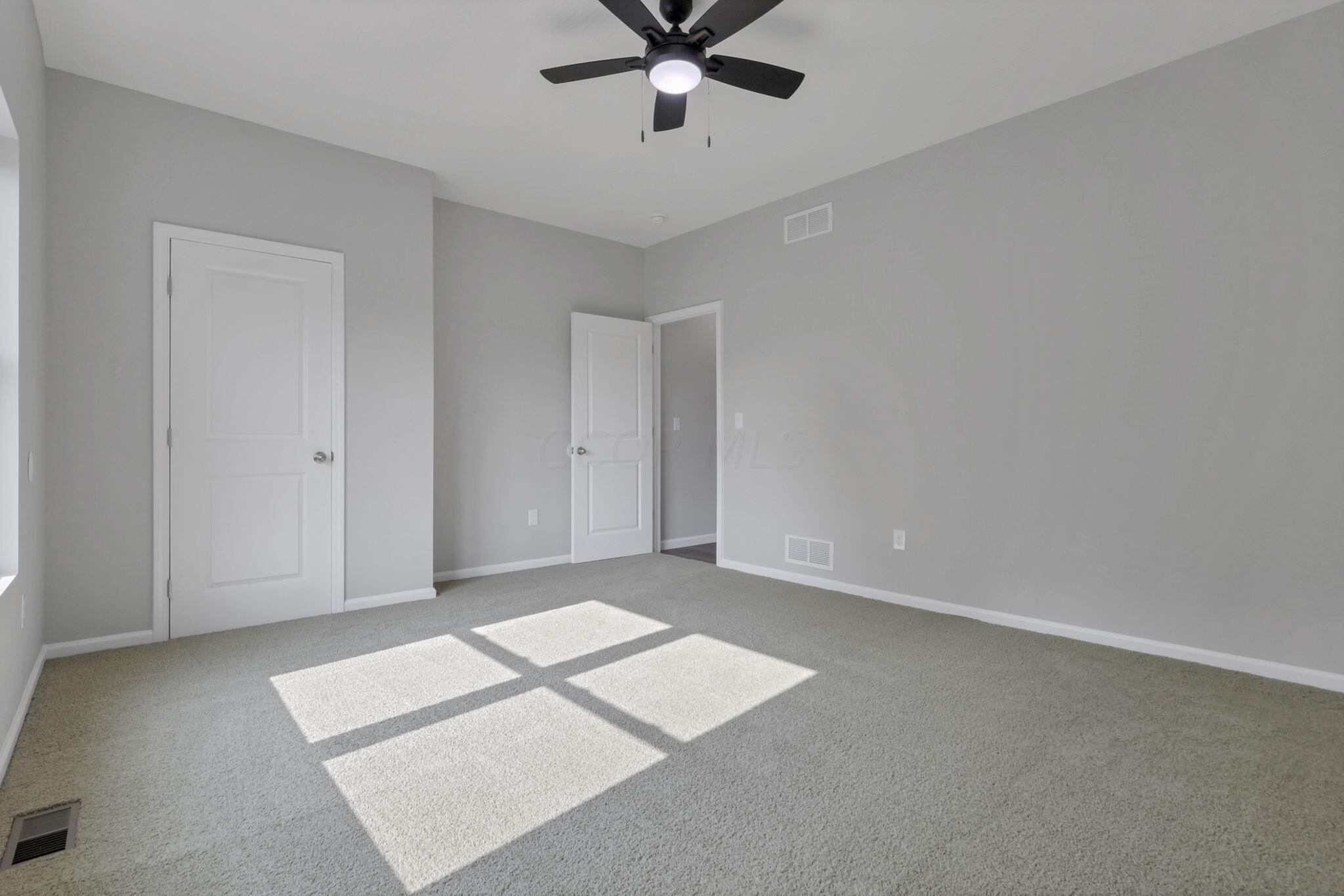 4890 Grebus Road Columbus, OH 43207 - Photo 32 of 40 33-web-or-mls-IMG_9710