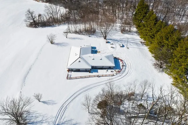 $500,000 | 4157 Wetzler Road, Fults, IL 62244