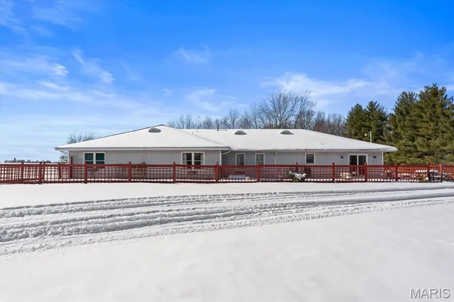 $500,000 | 4157 Wetzler Road, Fults, IL 62244