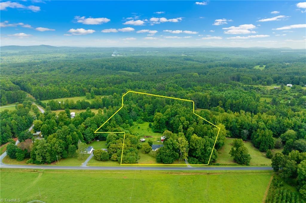 3354 Meredith Country Road Asheboro, NC 27205 - Photo 1 of 41 Gallery Image 1