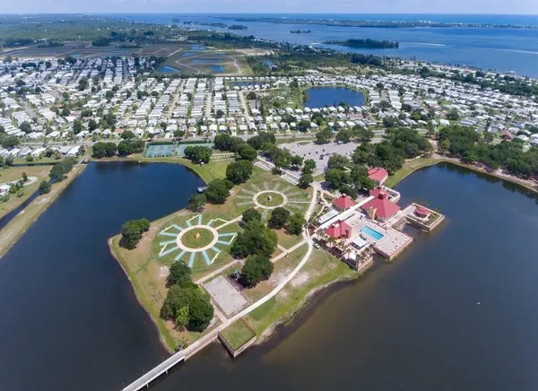 $2,000 | 830 Lychee Drive, Barefoot Bay, FL 32976