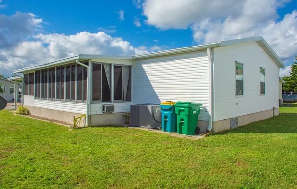 $2,000 | 830 Lychee Drive, Barefoot Bay, FL 32976