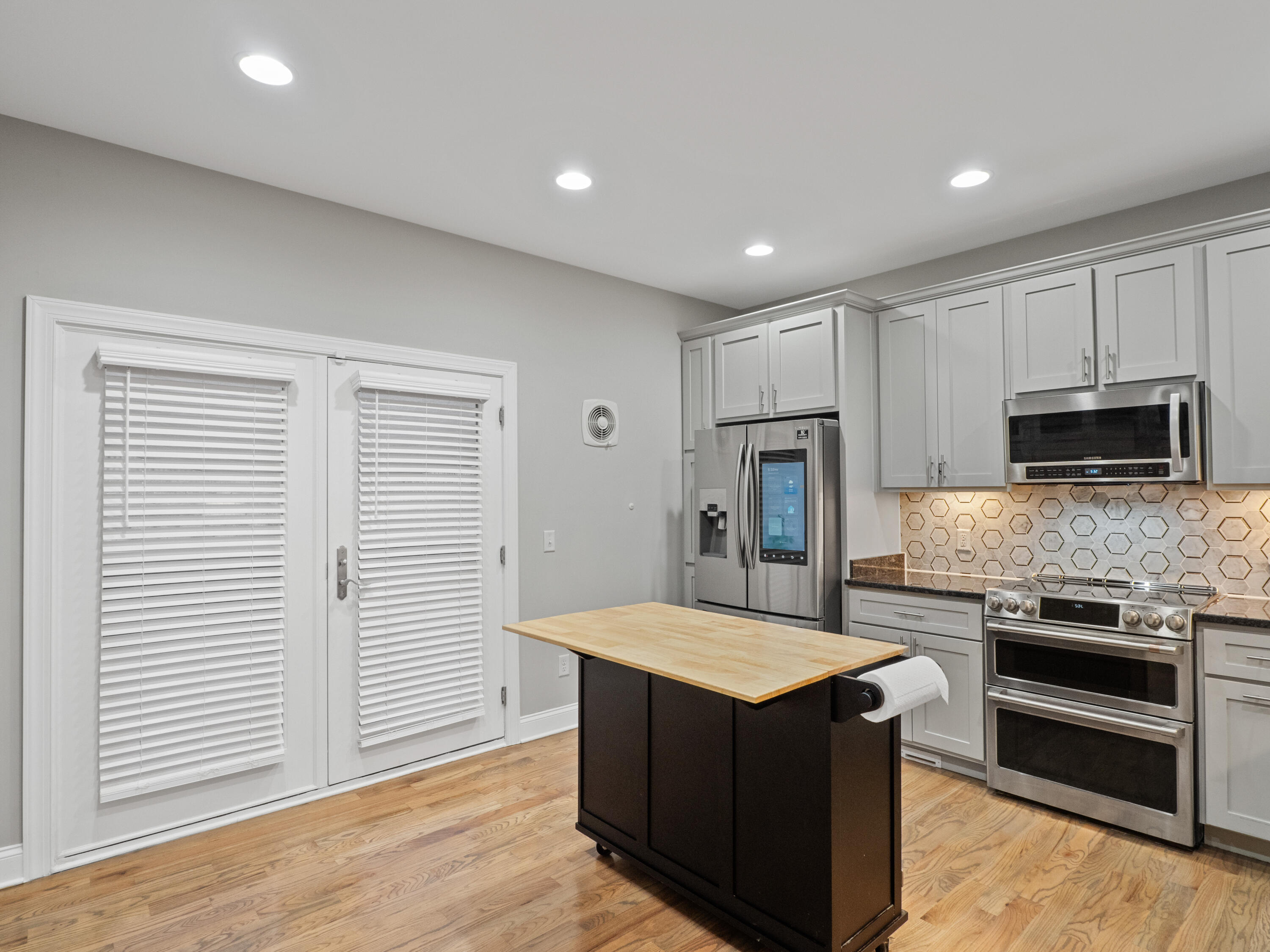 1404 Hamilton Avenue Chattanooga, TN 37405 - Photo 12 of 42 20260225-183601-20260225-183601-P2250089