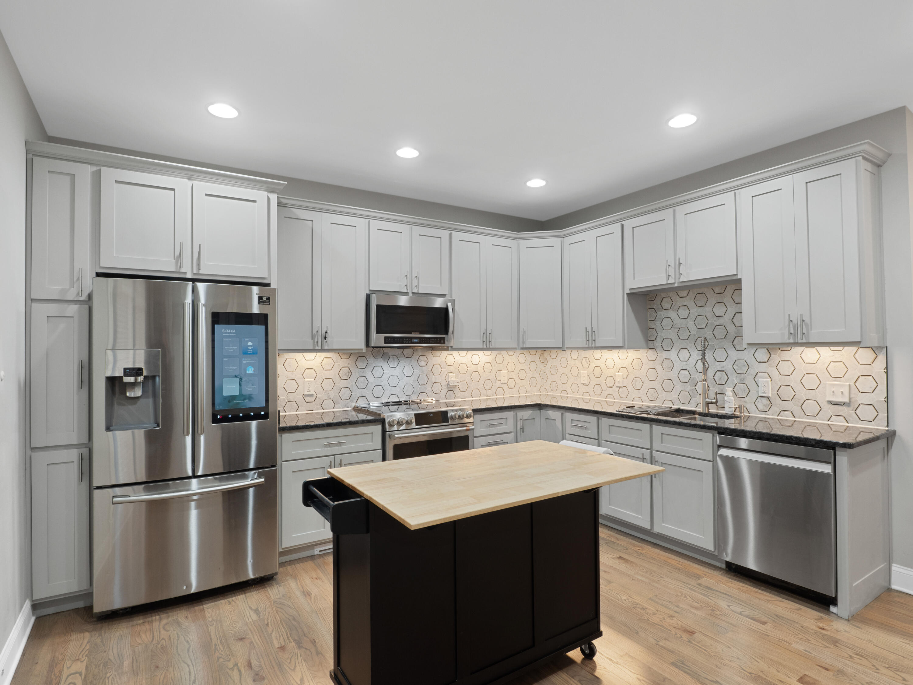 1404 Hamilton Avenue Chattanooga, TN 37405 - Photo 13 of 42 20260225-183637-20260225-183637-P2250095