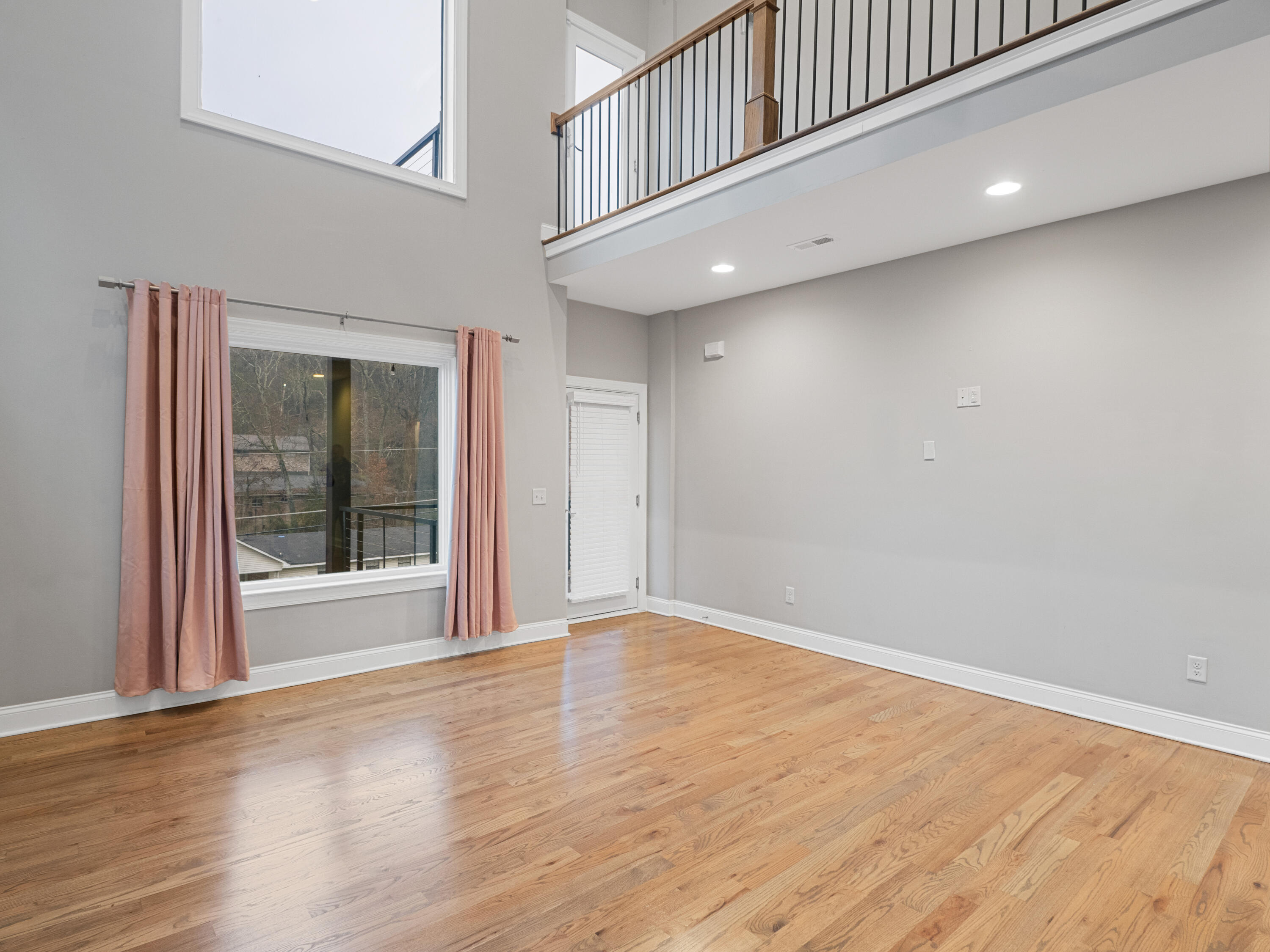 1404 Hamilton Avenue Chattanooga, TN 37405 - Photo 7 of 42 20260225-182820-20260225-182820-P2250050