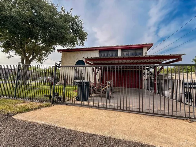$519,500 | 1712 North 1st Street, McAllen, TX 78501