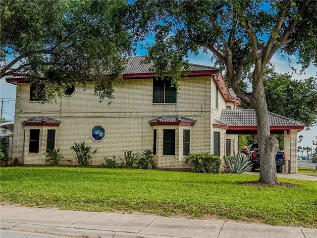 $519,500 | 1712 North 1st Street, McAllen, TX 78501
