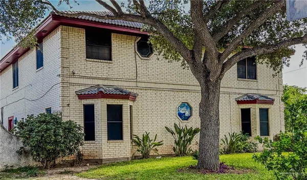 $519,500 | 1712 North 1st Street, McAllen, TX 78501