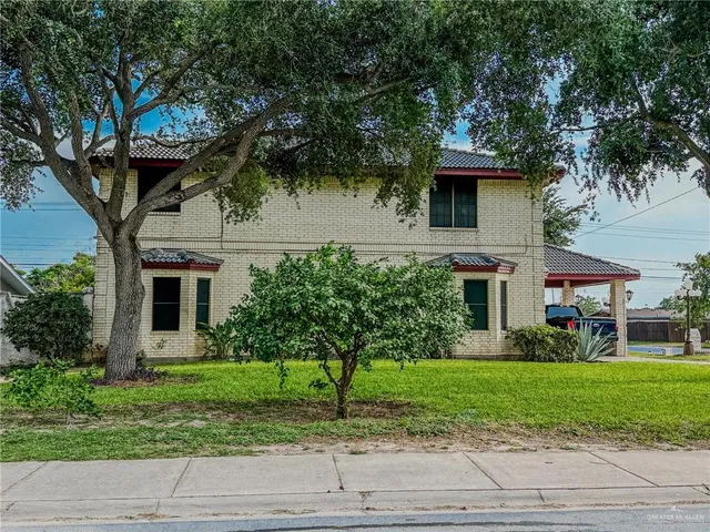 $519,500 | 1712 North 1st Street, McAllen, TX 78501