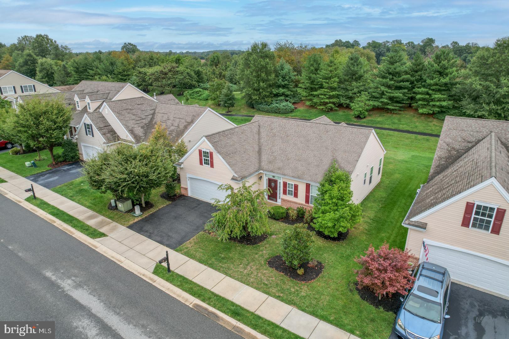 540 Sorrell Circle Smyrna, DE 19977 - Photo 2 of 40