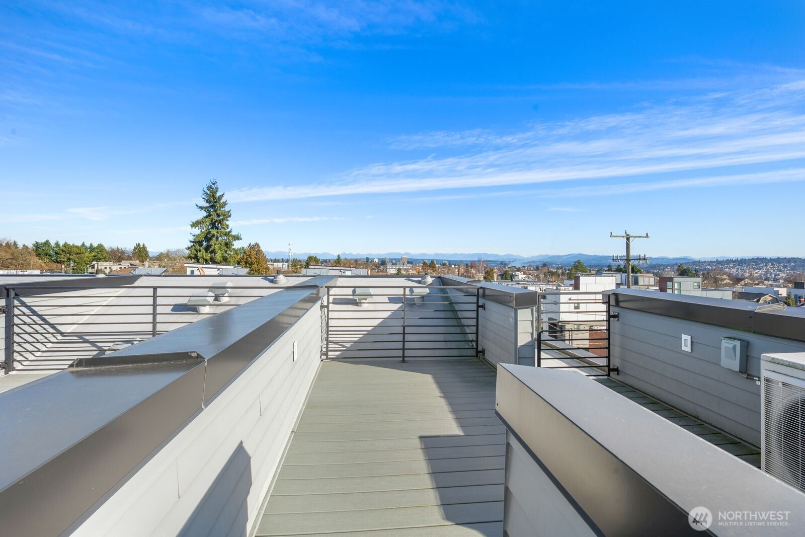 4801 Dayton Avenue North, Unit A Seattle, WA 98103 - Photo 15 of 20