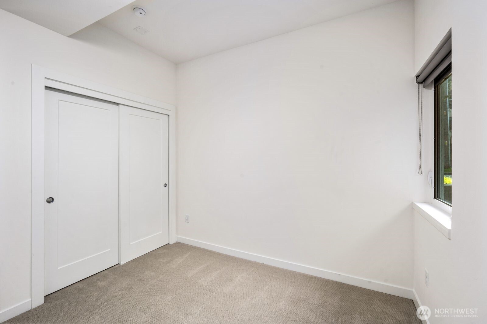 4801 Dayton Avenue North, Unit A Seattle, WA 98103 - Photo 17 of 20