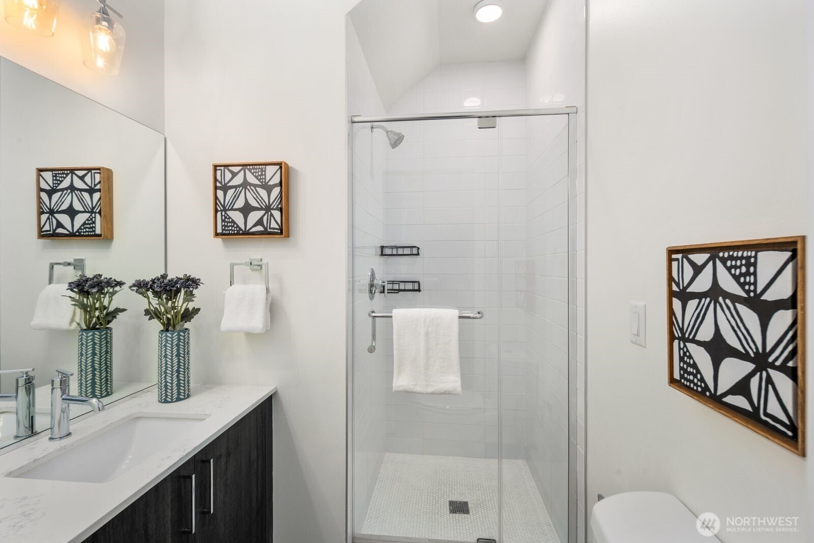 4801 Dayton Avenue North, Unit A Seattle, WA 98103 - Photo 19 of 20