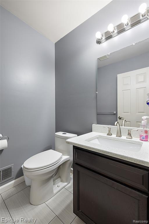 22480 Streamside Drive Macomb, MI 48044 - Photo 65 of 68 Gallery Image 65