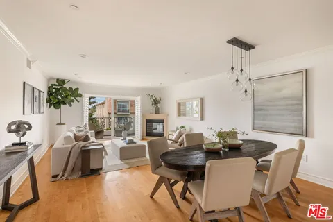 $1,298,000 | 1878 Greenfield Avenue, Unit PH1, Los Angeles, CA 90025