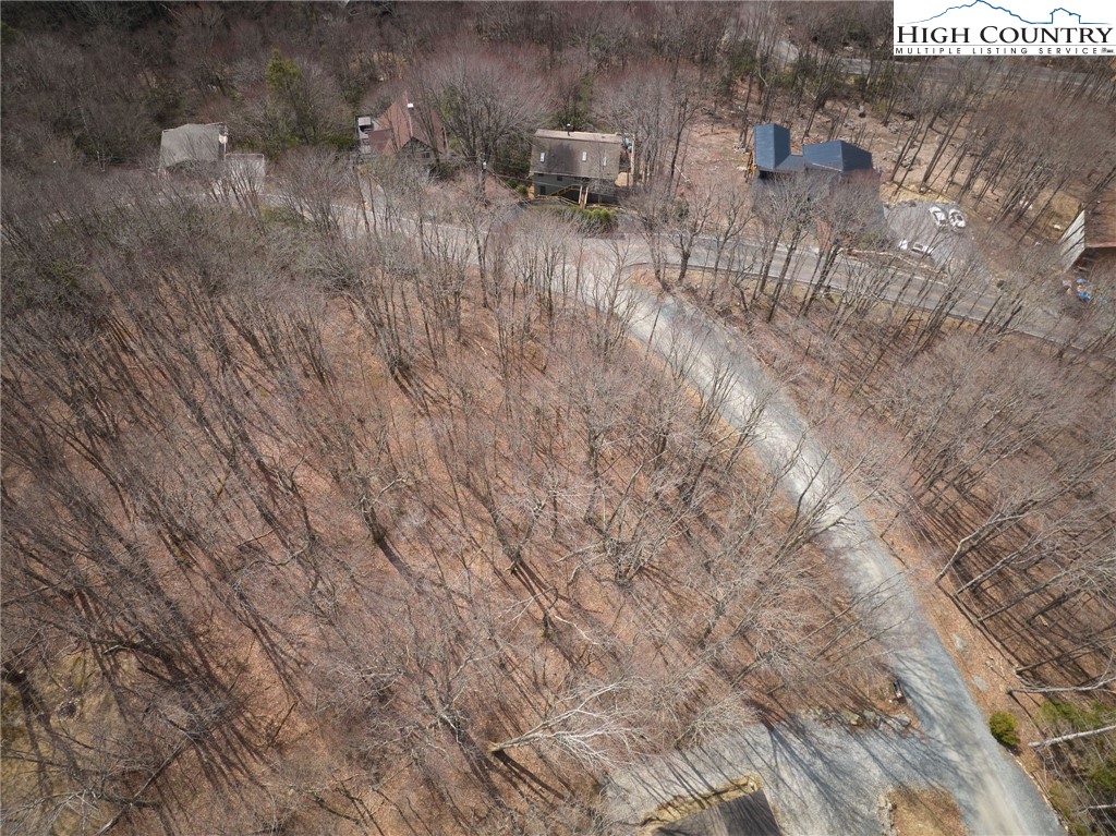 217 Overbrook Trail Beech Mountain, NC 28604 - Photo 6 of 16 a picture of city view