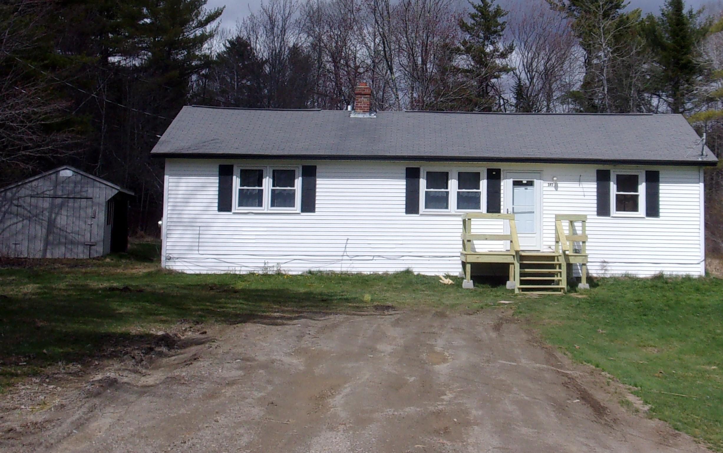 347 Lower Detroit Road Plymouth, ME 04969 - Photo 1 of 18 front view3