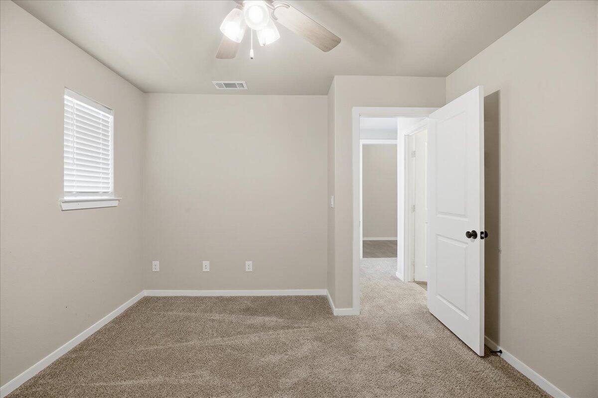 9807 Virginia Avenue Lubbock, TX 79424 - Photo 18 of 39 a view of an empty room