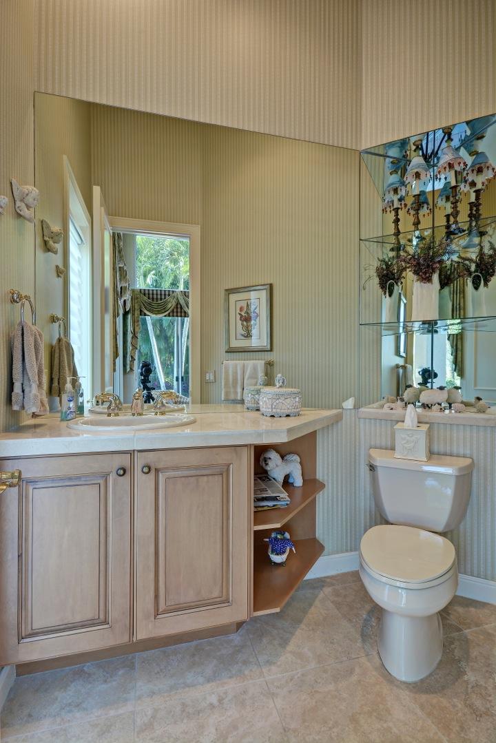 6553 Landings Court Boca Raton, FL 33496 - Photo 24 of 30 Guestroom Bath 3