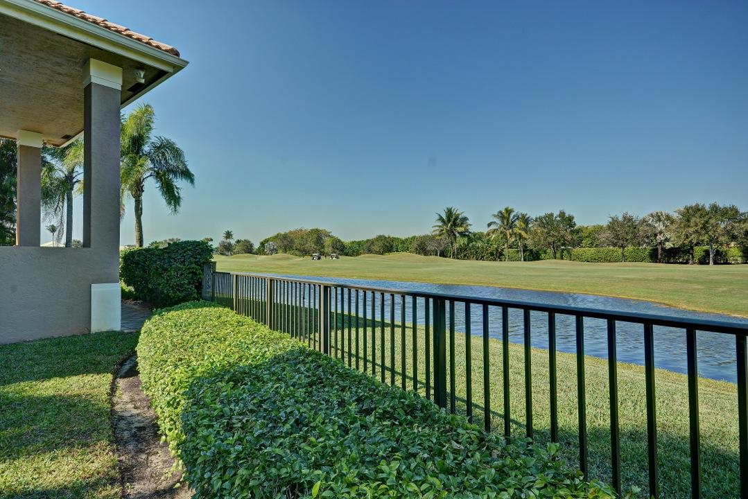 6553 Landings Court Boca Raton, FL 33496 - Photo 26 of 30 Backyard