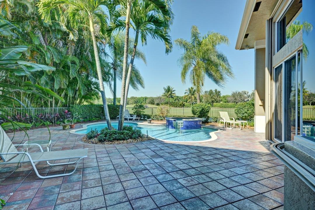 6553 Landings Court Boca Raton, FL 33496 - Photo 4 of 30 Pool