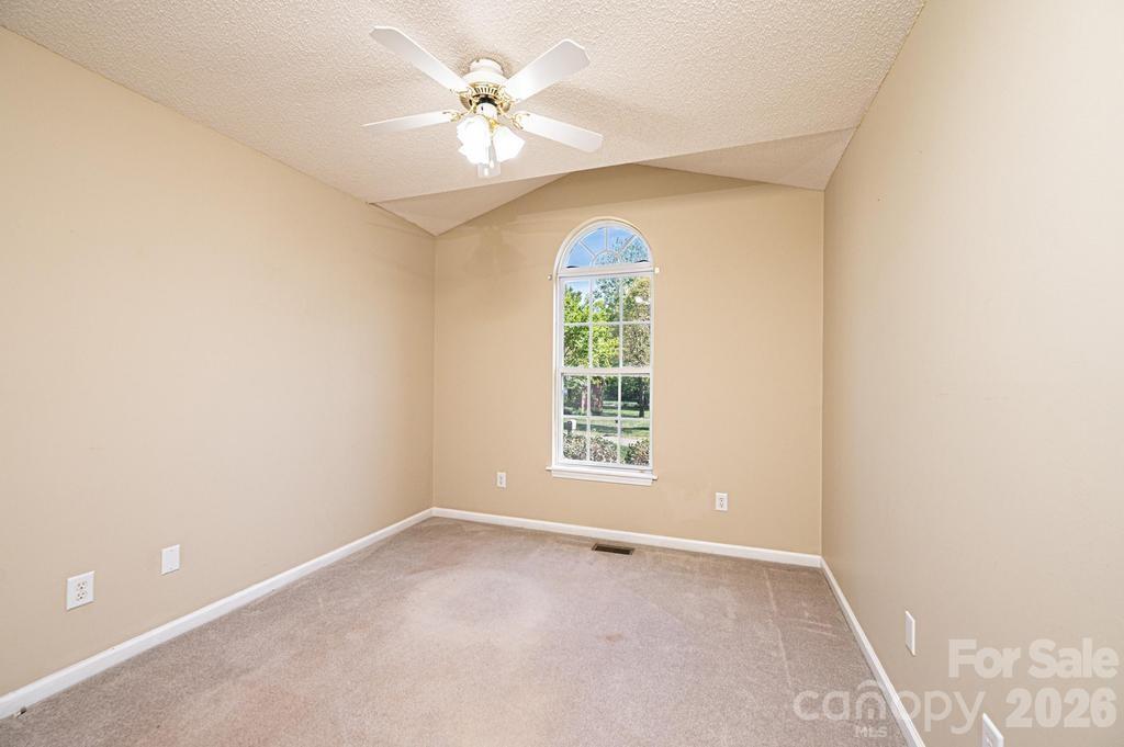 2000 Summerfield Circle Conover, NC 28613 - Photo 19 of 30