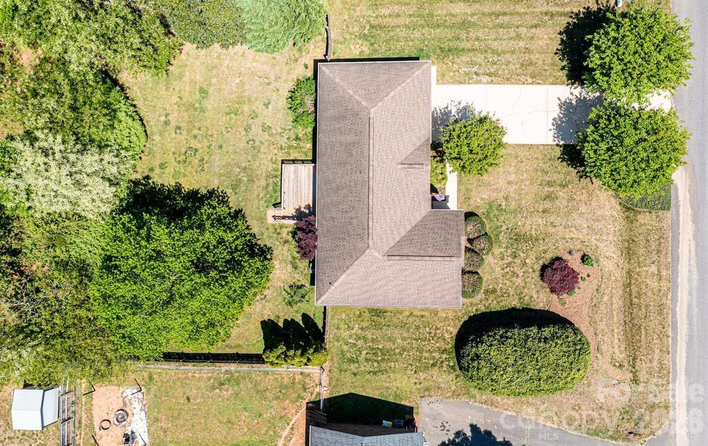 2000 Summerfield Circle Conover, NC 28613 - Photo 29 of 30