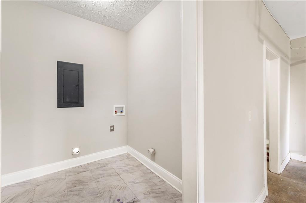 952 Star Court Northwest Lilburn, GA 30047 - Photo 29 of 38