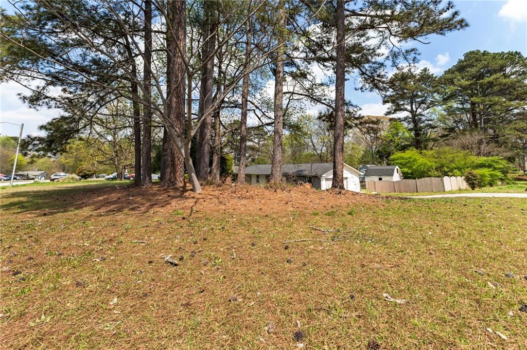 952 Star Court Northwest Lilburn, GA 30047 - Photo 35 of 38