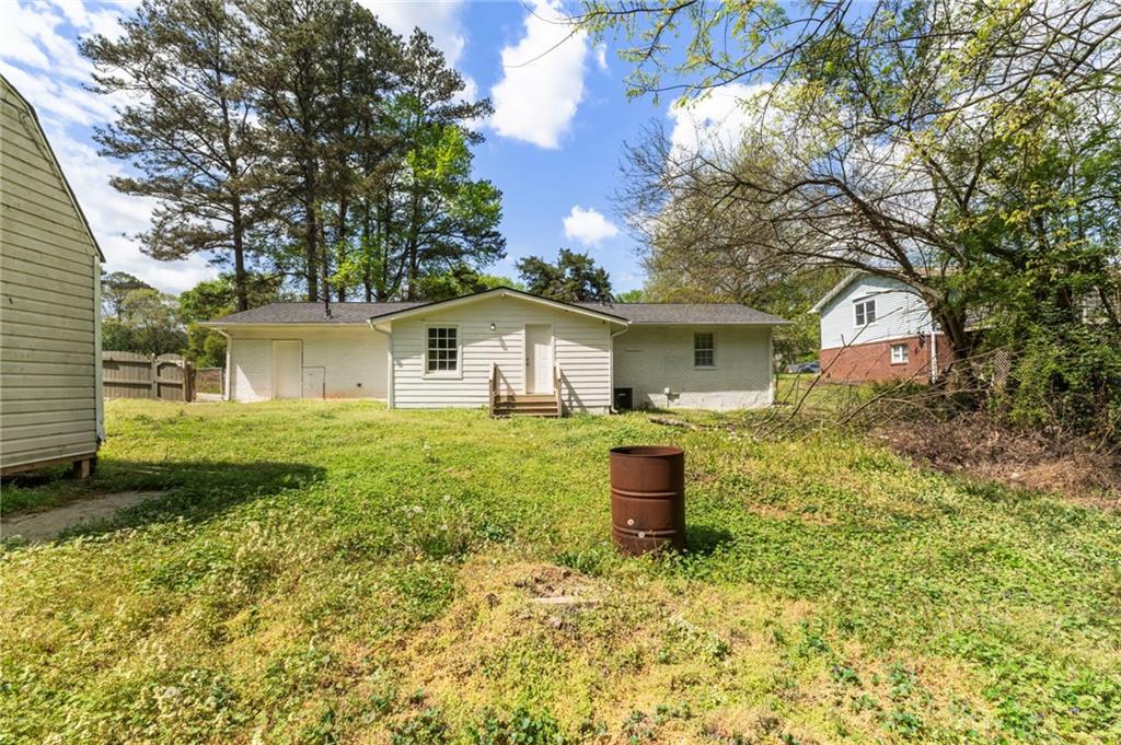 952 Star Court Northwest Lilburn, GA 30047 - Photo 36 of 38