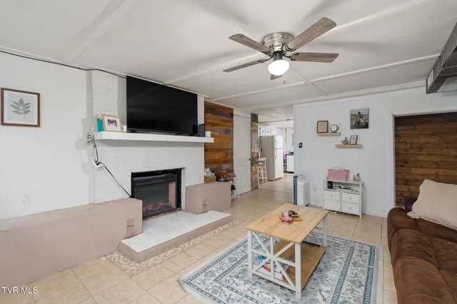 $399,999 | 101 Queen Street, Bristol, TN 37620