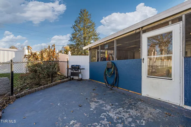 $399,999 | 101 Queen Street, Bristol, TN 37620