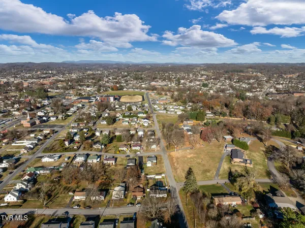 $349,999 | 101 Queen Street, Bristol, TN 37620
