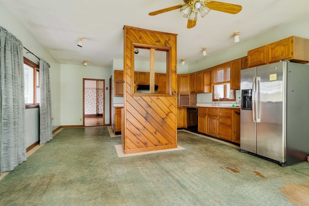 5 Washington Street Stoneham, MA 02180 - Photo 16 of 26