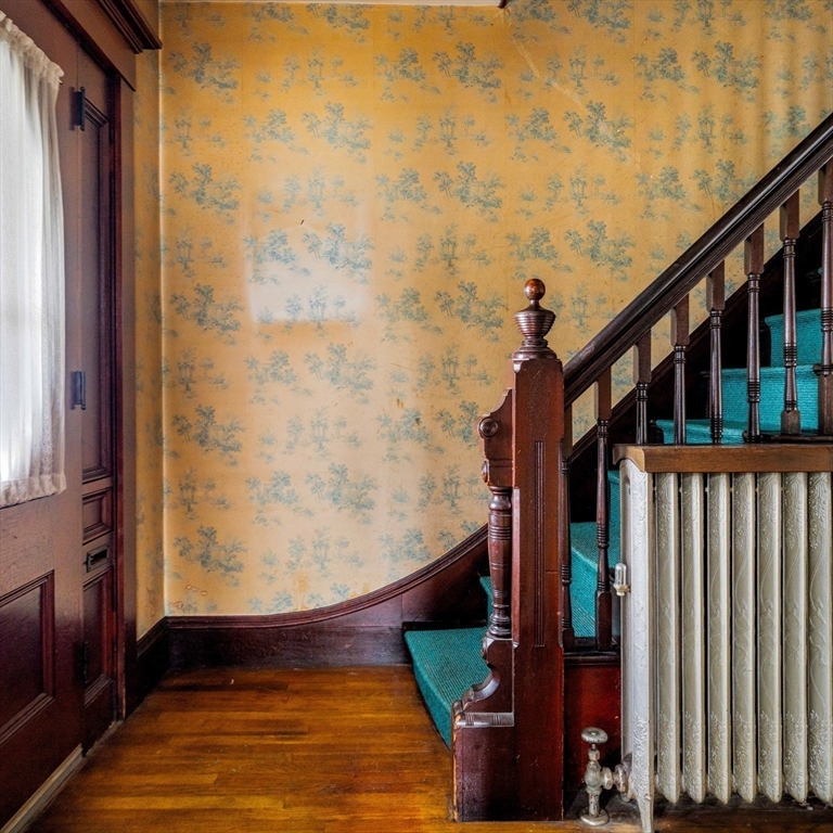 5 Washington Street Stoneham, MA 02180 - Photo 3 of 26