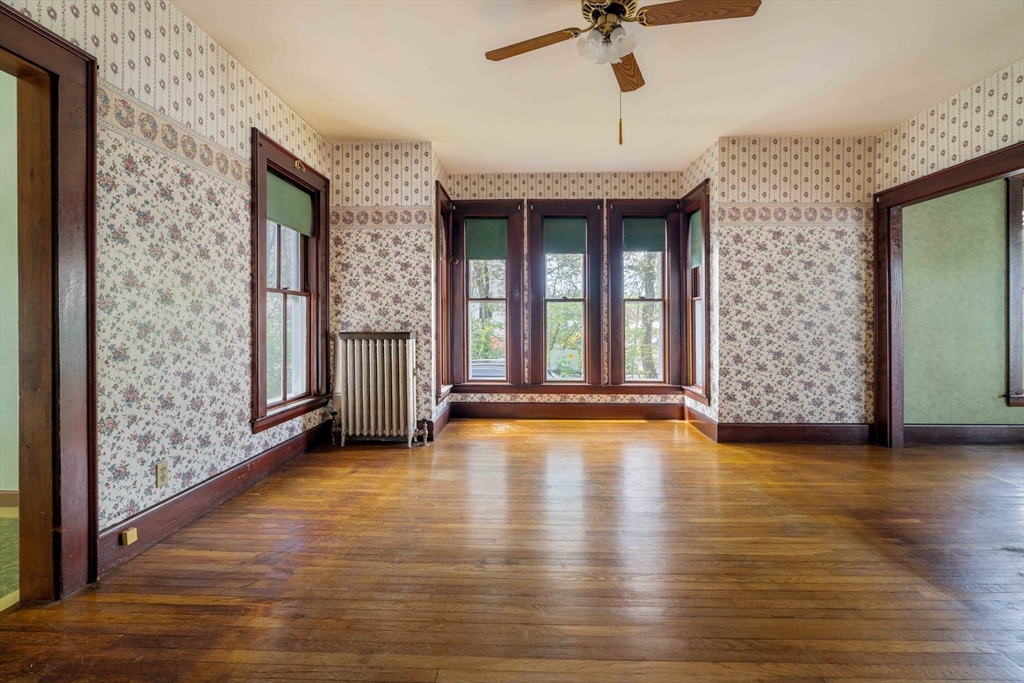 5 Washington Street Stoneham, MA 02180 - Photo 8 of 26