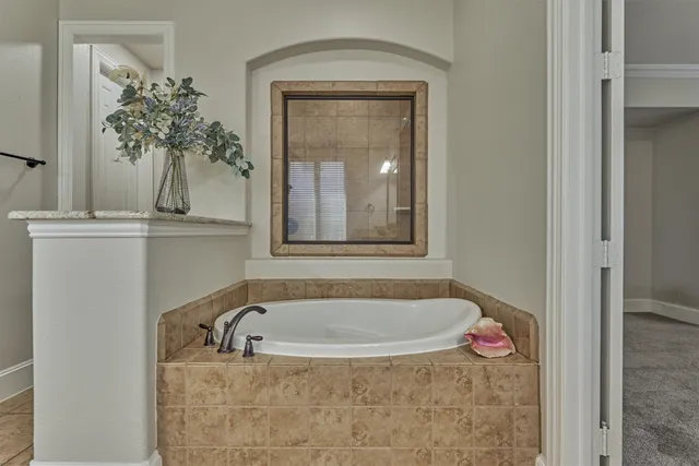 a bathroom with a tub