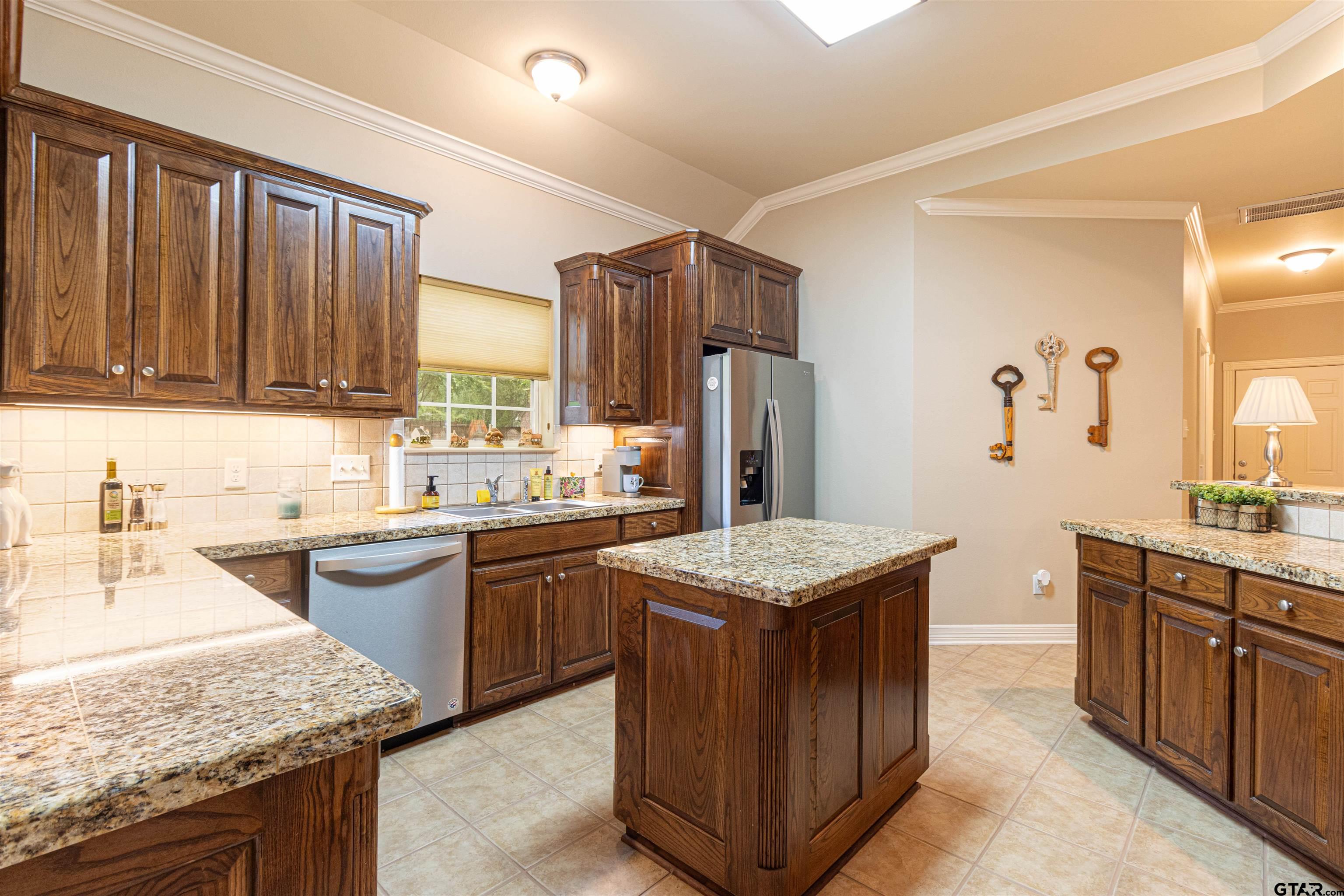 1868 Tall Timber Drive Flint, TX 75762 - Photo 9 of 37