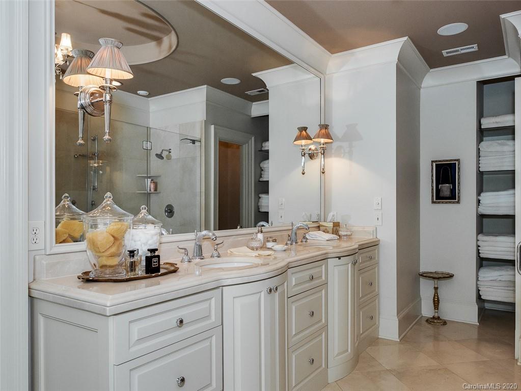 2205 Sedley Road Charlotte, NC 28211 - Photo 28 of 48 Gallery Image 28