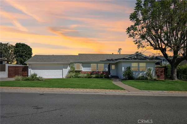 $1,599,000 | 12772 Elizabeth Way, Tustin, CA 92780