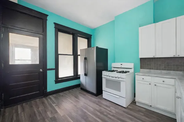 $295,000 | 1116 South Independence Boulevard, Chicago, IL 60624