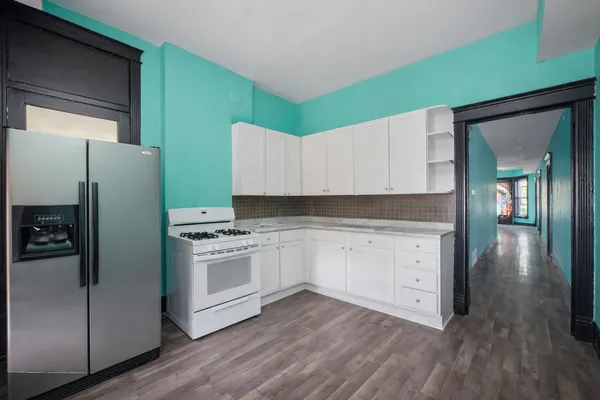 $295,000 | 1116 South Independence Boulevard, Chicago, IL 60624