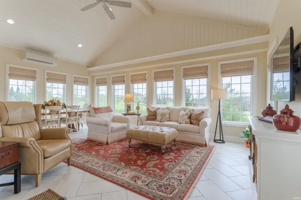 $1,775,000 | 5622 Victoria Bluffs Drive, Newburgh, IN 47630