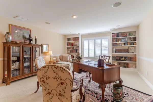 $1,775,000 | 5622 Victoria Bluffs Drive, Newburgh, IN 47630