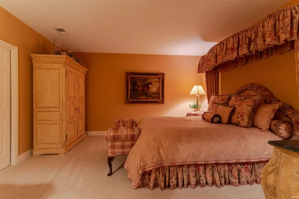 $1,775,000 | 5622 Victoria Bluffs Drive, Newburgh, IN 47630