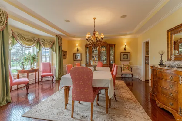 $1,775,000 | 5622 Victoria Bluffs Drive, Newburgh, IN 47630
