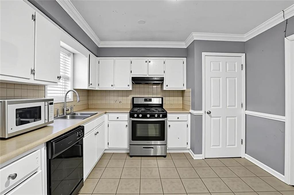 2832 Shea Way Marietta, GA 30060 - Photo 5 of 19