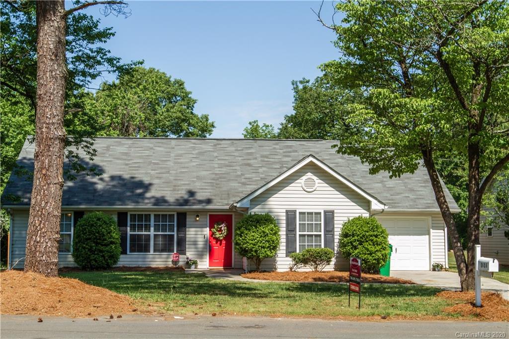 1636 Ranch Road Charlotte, NC 28208 - Photo 1 of 38 Gallery Image 1