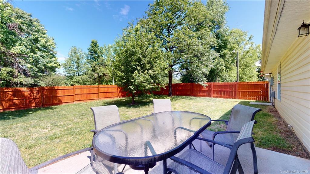 1636 Ranch Road Charlotte, NC 28208 - Photo 27 of 38 Gallery Image 27